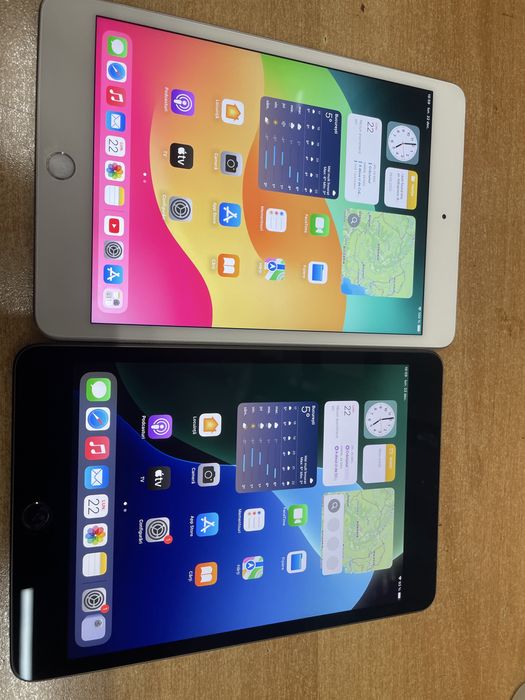 Doua ipad mini 5 64 si 256 Gb