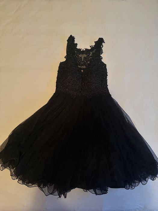 Черна ролкля (веднъж обличана)