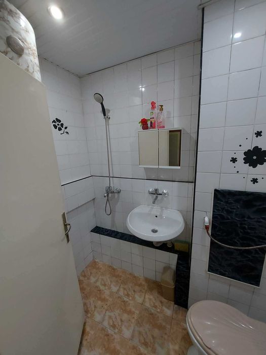 Продава се Двустаен апартамент в Търговище, Запад 2 - 71 кв.м за 1078 €/кв.м - Снимка #12