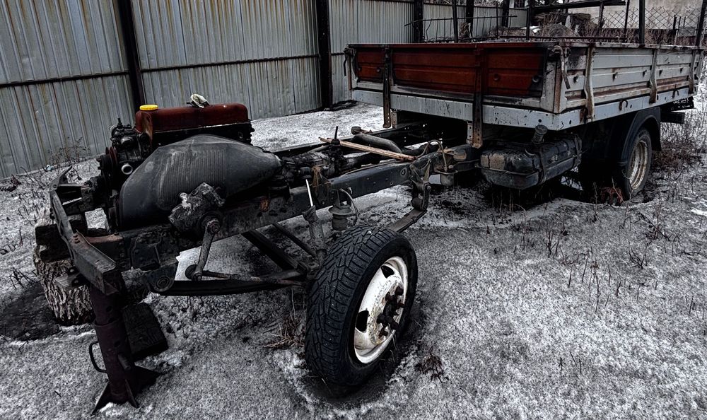 Продам газель бортовую