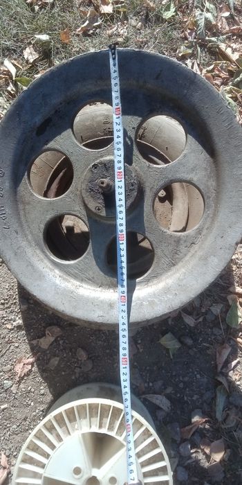 Продам  покрышка