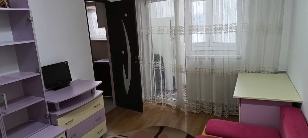 Închiriez garsonieră str. Eroilor, Burdujeni