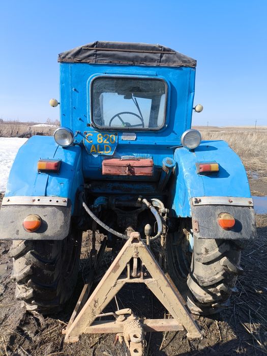 Продам трактор Т40.
