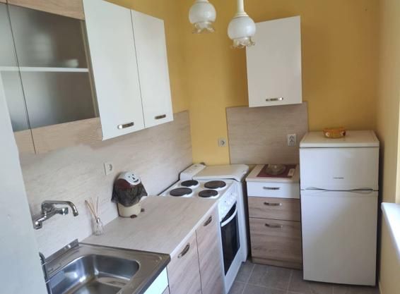 Дава се под наем Тристаен апартамент в София, Медицинска академия - 86 кв.м за 650 € - Снимка #4