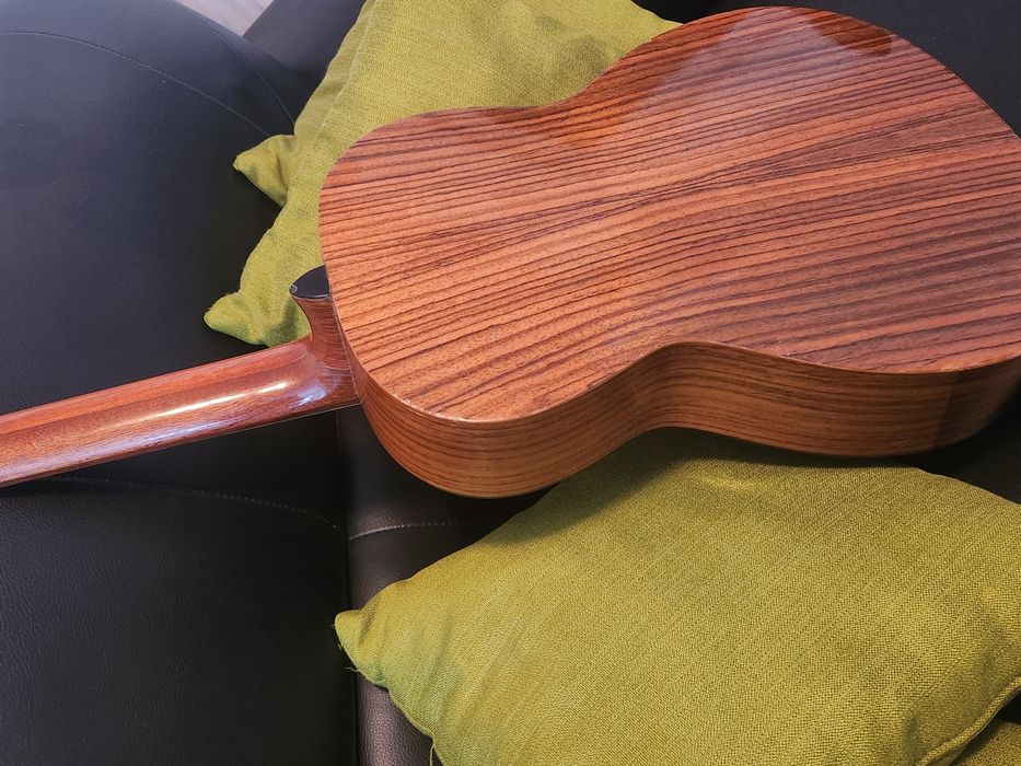 Chitara clasica deosebita