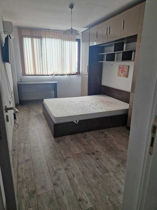 Дава се под наем Двустаен апартамент в Бургас, Зорница - 66 кв.м за 459 € - Снимка #2