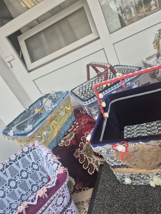 Coș de CADOU  din catifea și paiete diverse modele