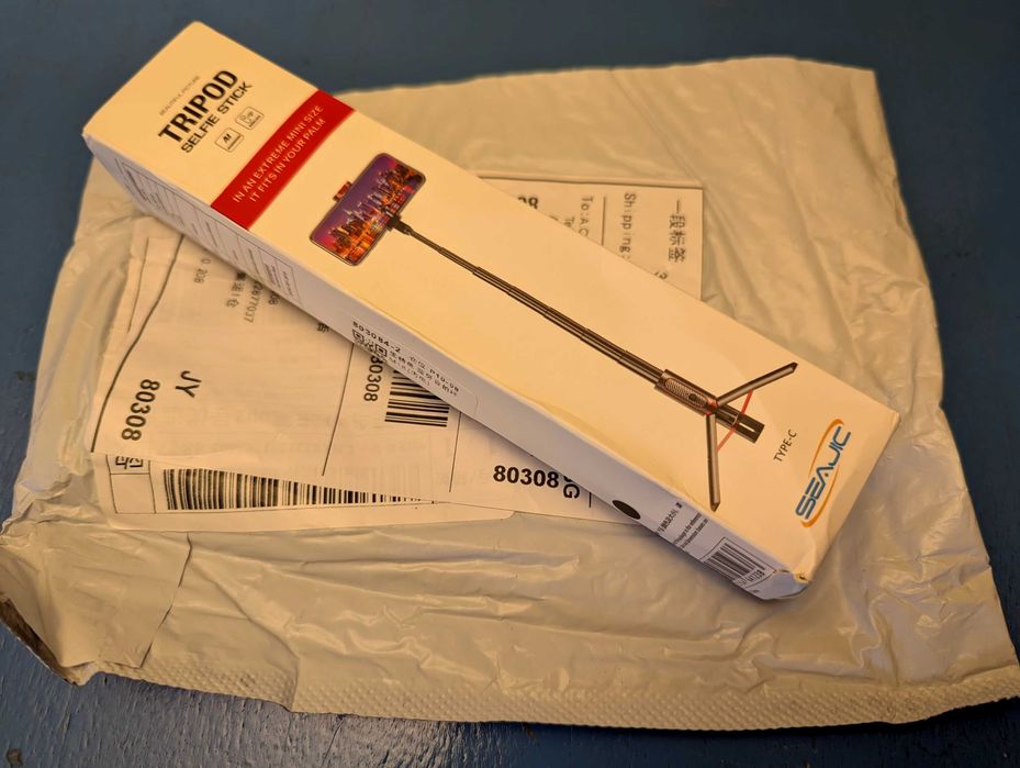 Селфи стик с трипод SЕAJIC