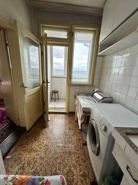 Продава се Четиристаен апартамент в Велико Търново, Акация - 135 кв.м за 1052 €/кв.м - Снимка #5