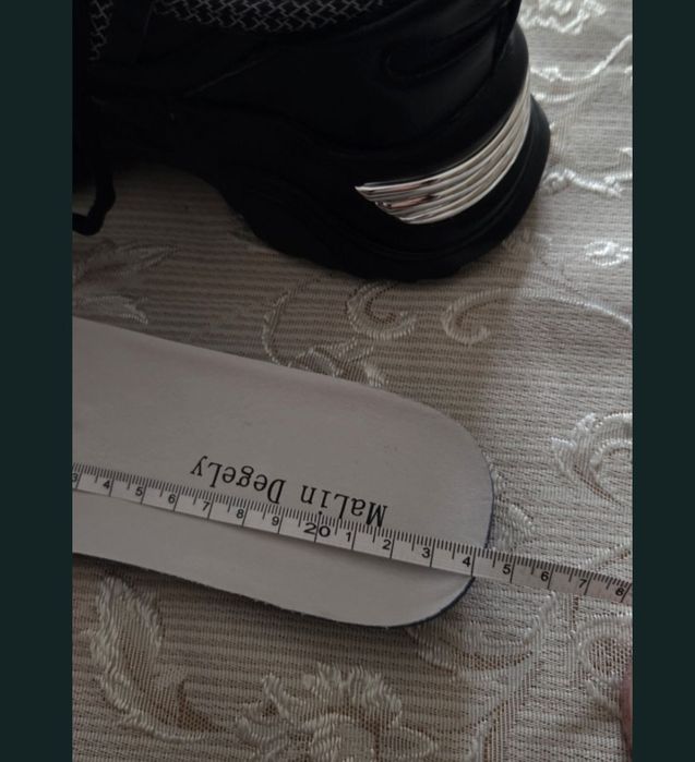 Сникърси естествена кожа 37