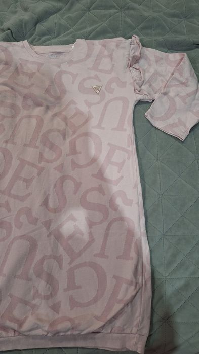 Детска рокля на марката Guess