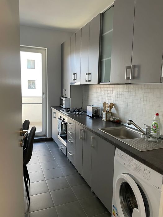 Apartament 3 camere de inchiriat