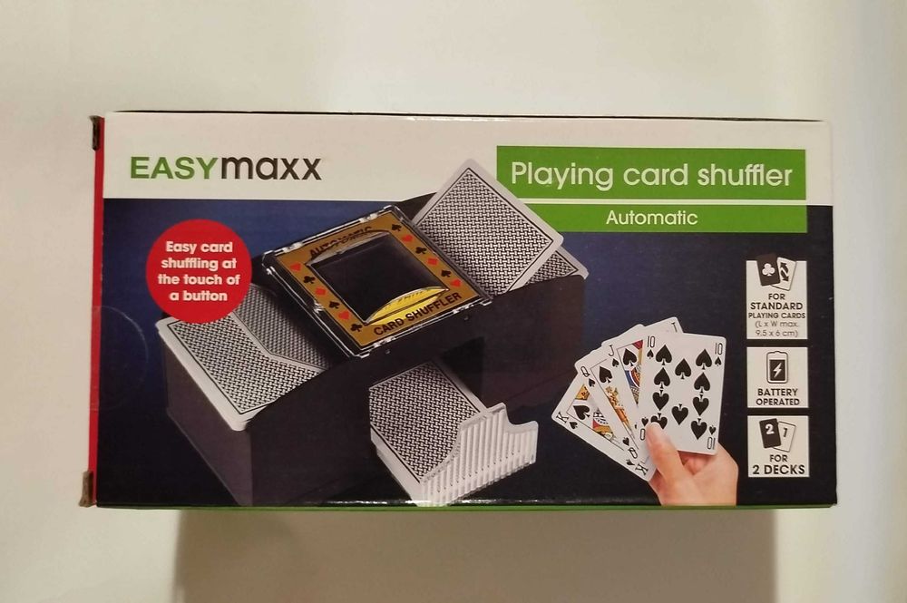 Машинка за размесване и разбъркване на карти