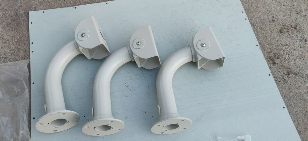 Крепление камеры наблюдения