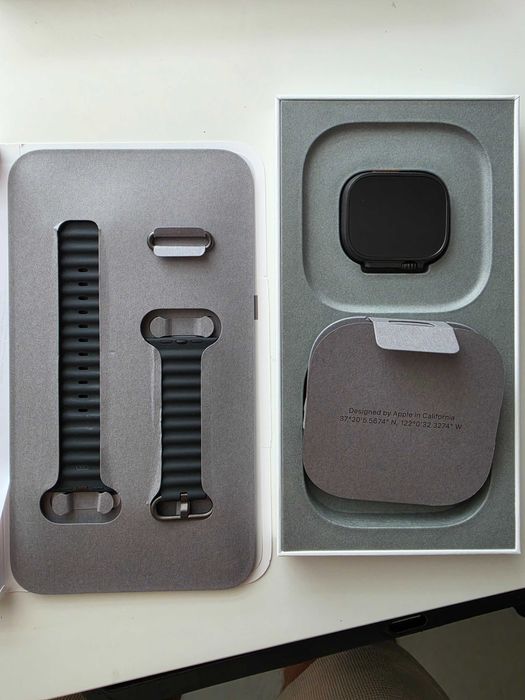 Smartwatch Apple Watch Ultra 3, GPS + Cellular, Carcasa Black Titanium 49mm, Black Ocean Band