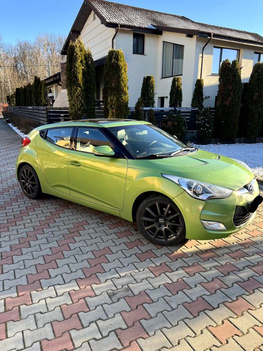 Hyundai Veloster Intro edition