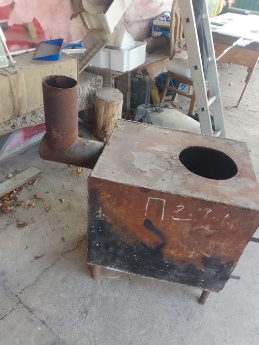 Печь (буржуйка) чугунная