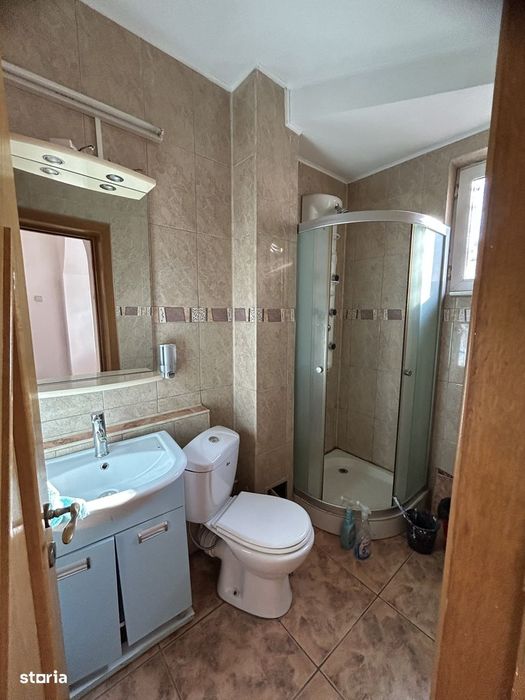 Spatiu de închiriat Pitești.