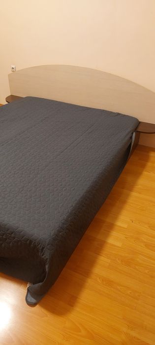 Продавам Спален комплект ,много запазен
