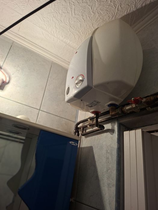 Închiriez gars. conf.2 str. N. Titulescu, Mobilată