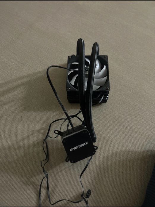 Cooler AIO CPU Enermax