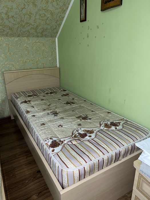 Кровать односпальная