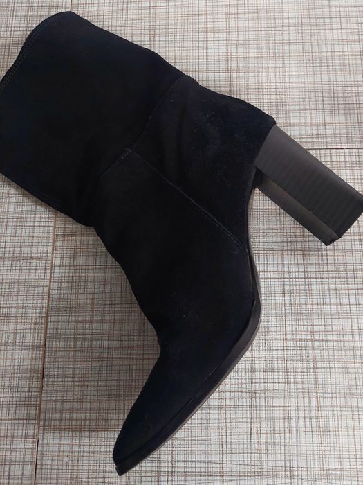 Дамски боти естествен велур MEDICINE