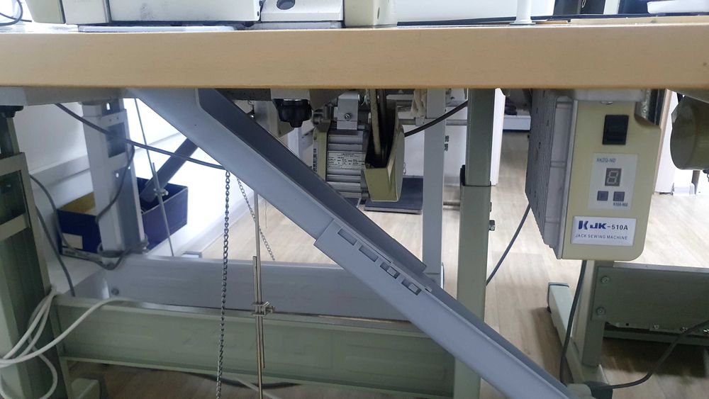Промышленный 5-ниточный оверлог Jack