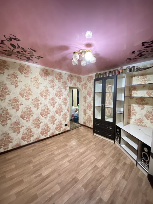 Продаётся 2х квартира переделанная в 3х