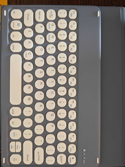 Husa pentru tableta cu tastatura compatibila cu IPAD 9.7 inch