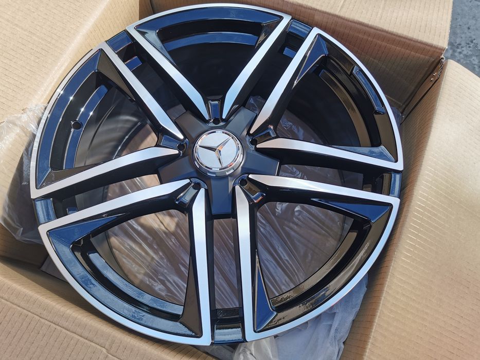 Vand jante de aliaj pentru Mercedes pe 19 in 2 latimi model 813