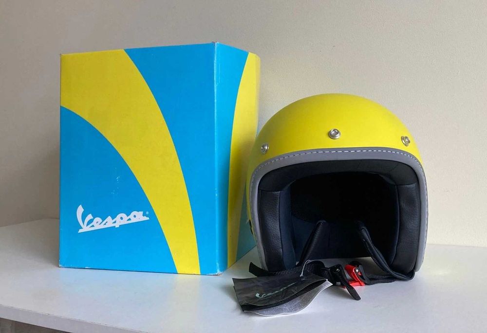 каска Vespa размер М