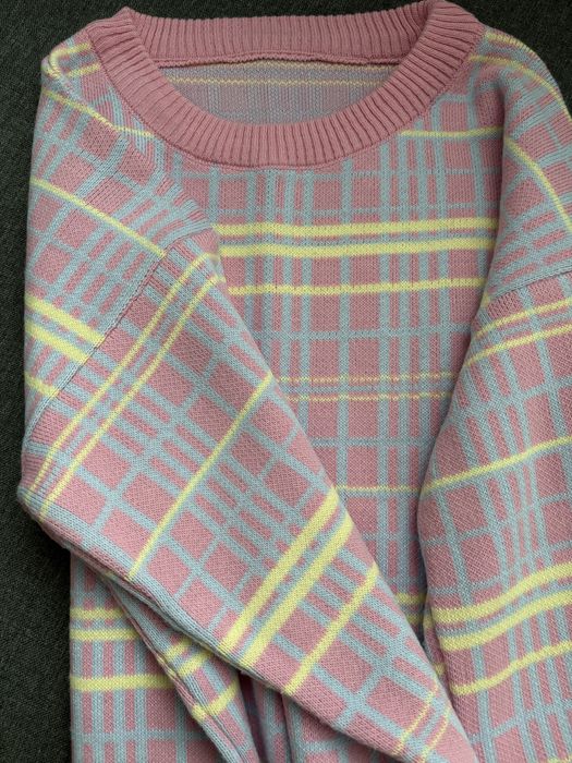Дамски пуловер, размер S/М