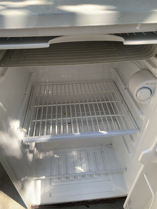 Холодильник фирма Самсунг