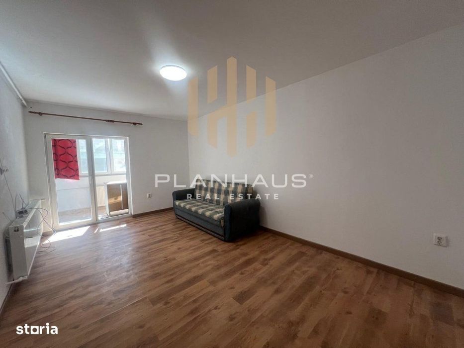 Apartament 2 camere ,Victoriei -zona Mărul de Aur ,parter cu loc de pa