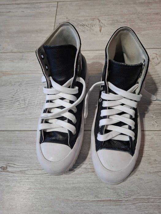 Кожени кецове Converse