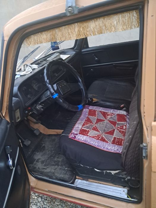 Продам москвич АЗЛК 2140