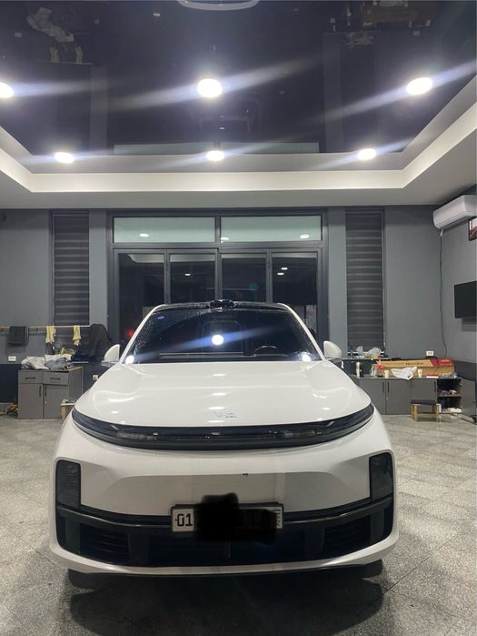 Lixiang 7 ultra 2024 oqga bejiviy salon