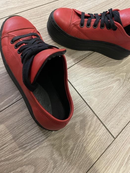 Обувки Стела/Stela 36 номер почти нови