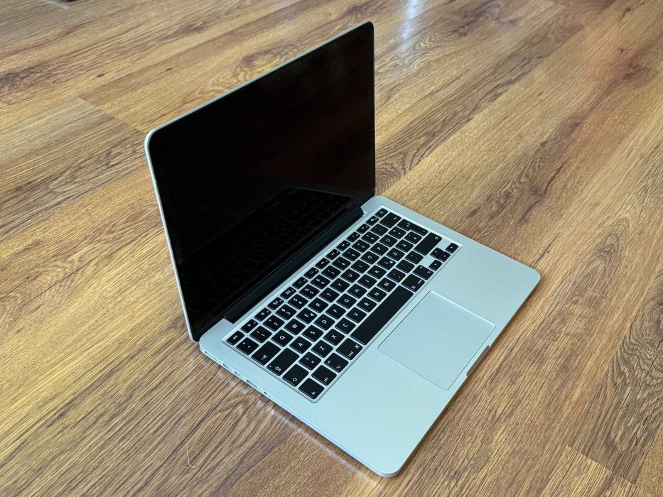 13.3' Retina Apple MacBook Pro 2015 Core i5 8GB RAM/128GB SSD/Бат 6ч