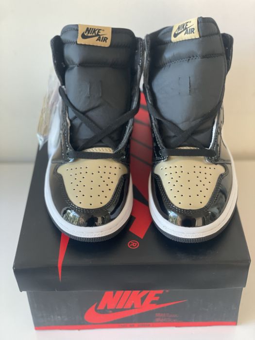 Air Jordan 1 Retro High Patent Gold Toe NRG Metallic White