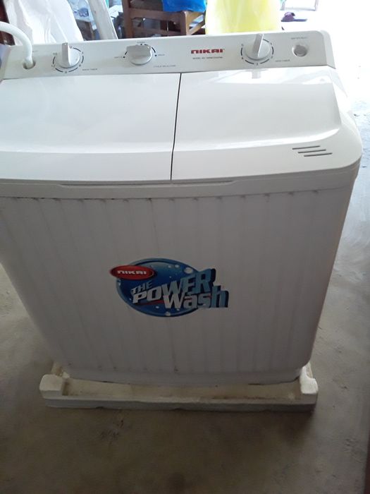 Yangi polavtomat kir yuvish mashinasi sotiladi