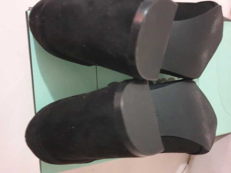Pantofi Adam’s cu toc,marimea 37,noi