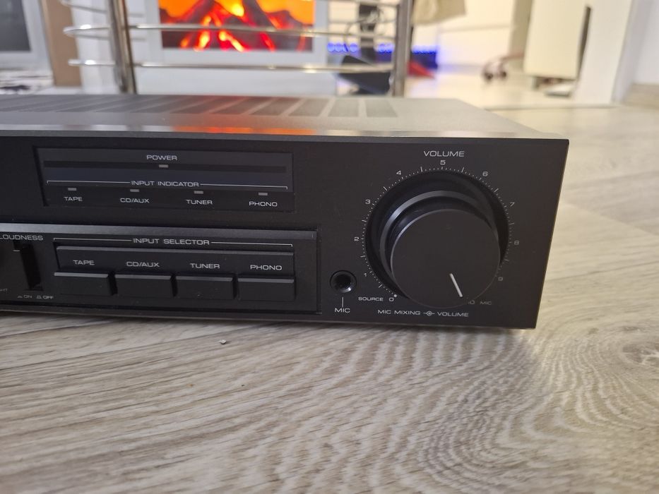 Statie/amplificator Kenwood model KA-36  2 × 30 Wati cu 2 boxe