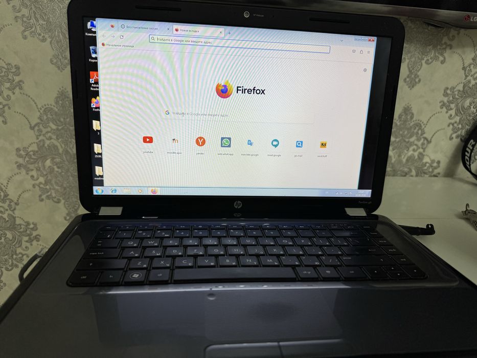 HP Pavilion g6     Экран: 15,6”, 1366×768, LED