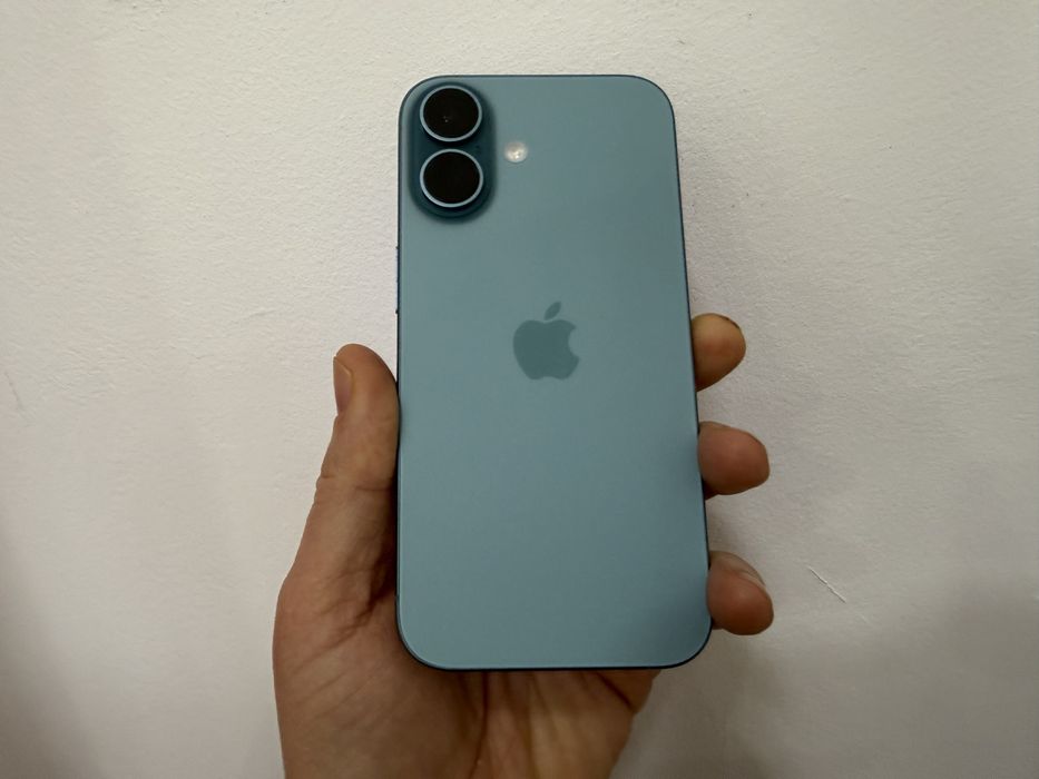 Iphone 16 Teal, pentru piese