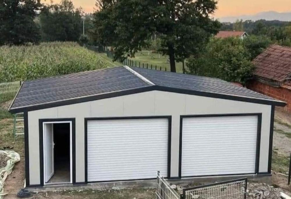 Vindem garaje din structura metalica