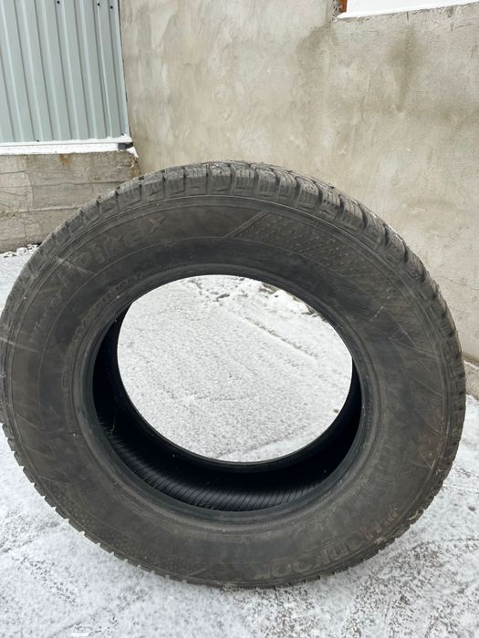 Продам зимние колеса R17 235/65