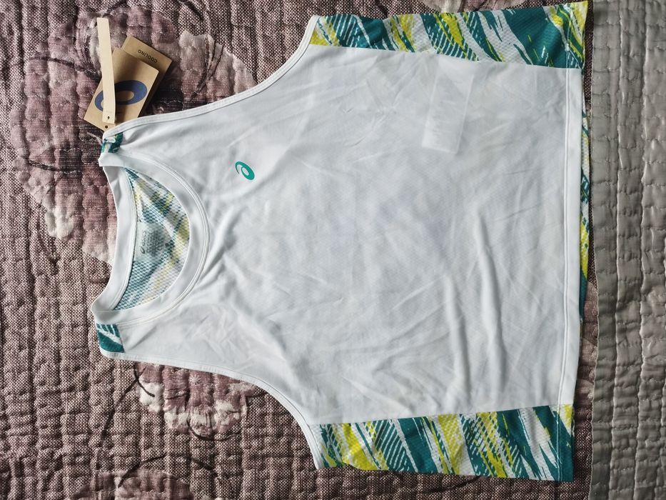 Maieuri damă, noi, mărimea L Trespass și Asics