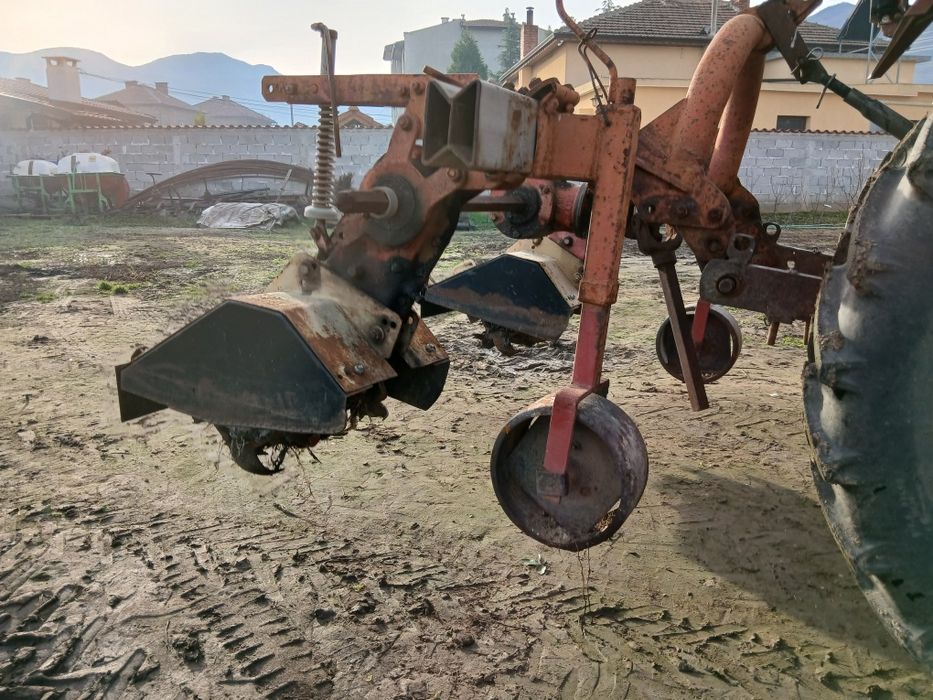 Фреза  редова...